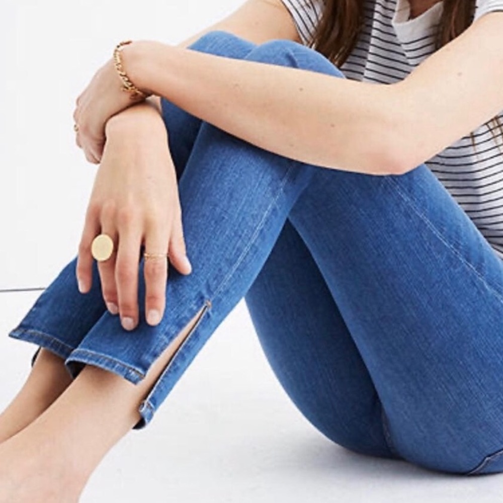 Madewell 9" High-Rise Skinny Mid-Wash Split Hem